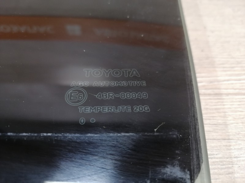 Camry v40 №6 стекло заднее левое 10