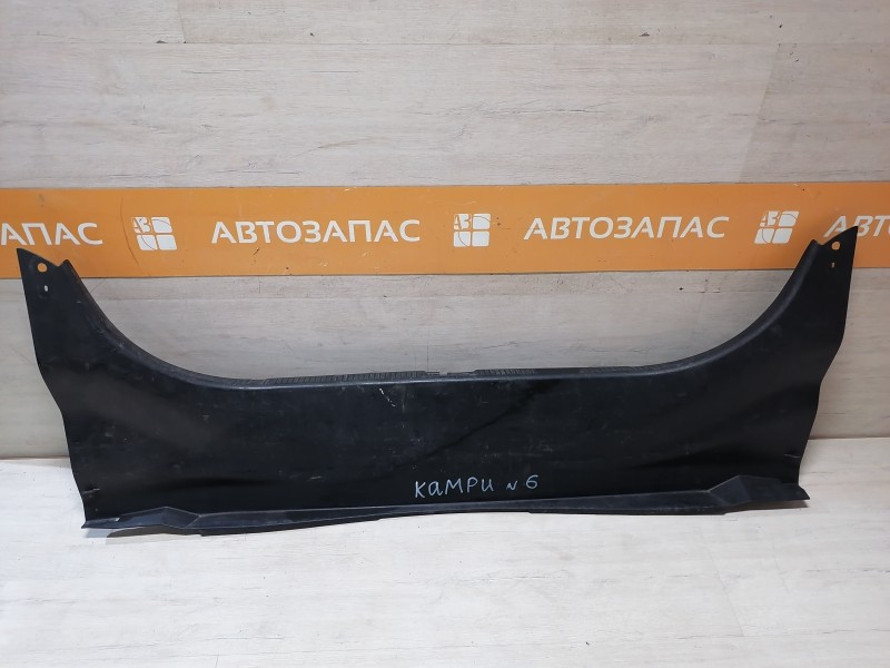 Camry v40 №6 обшивка задней панели накладка