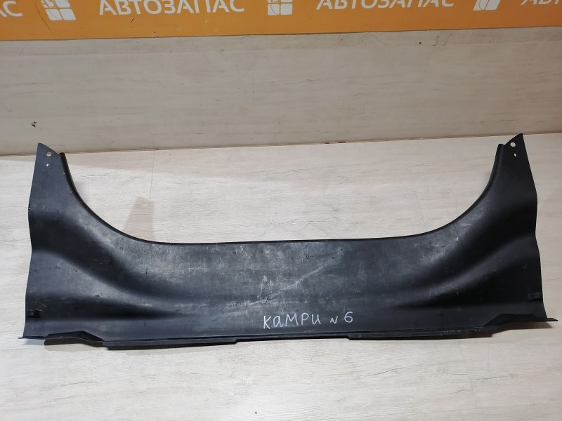Camry v40 №6 обшивка задней панели накладка