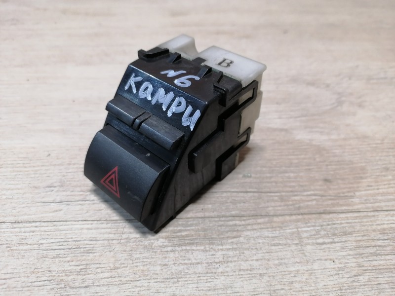 Camry v40 №6 кнопка аварийка