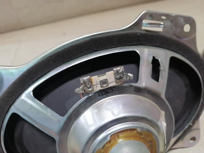 Camry v40 динамик в полку