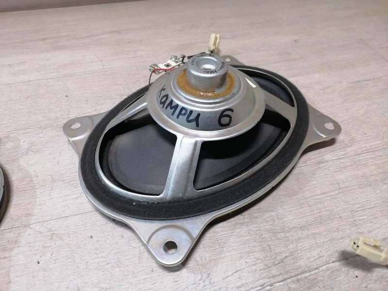 Camry v40 динамик в полку
