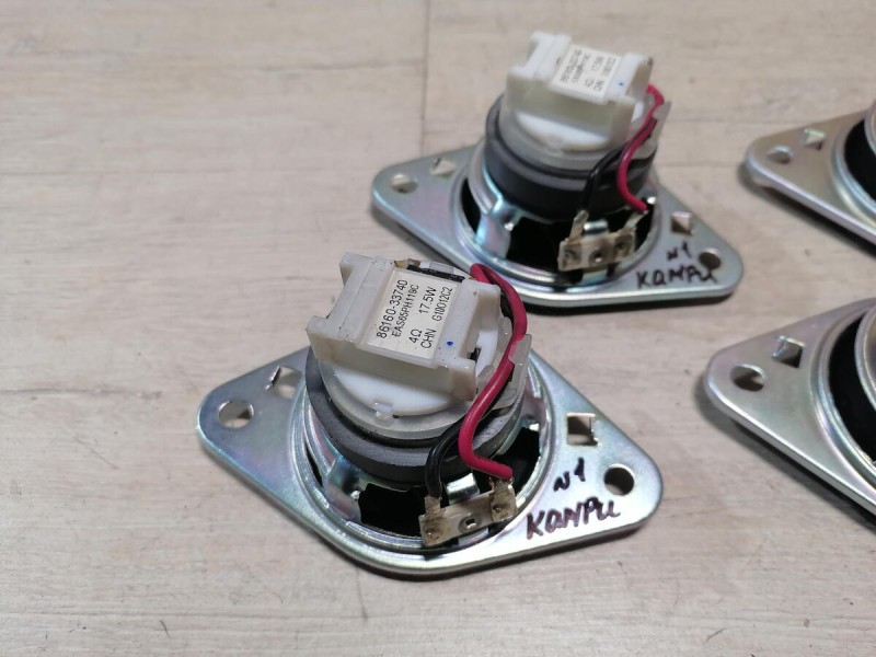 Camry v40 динамик в торпедо пищалка