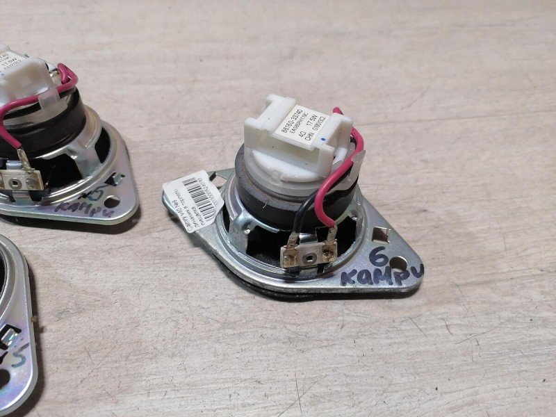 Camry v40 динамик в торпедо пищалка