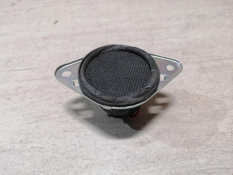 Camry v40 динамик в торпедо пищалка