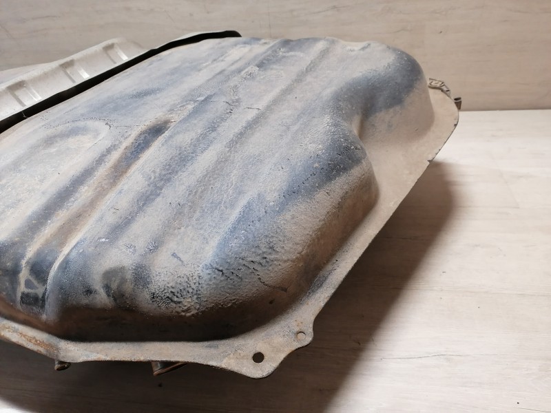 Camry v40 №6 бензобак