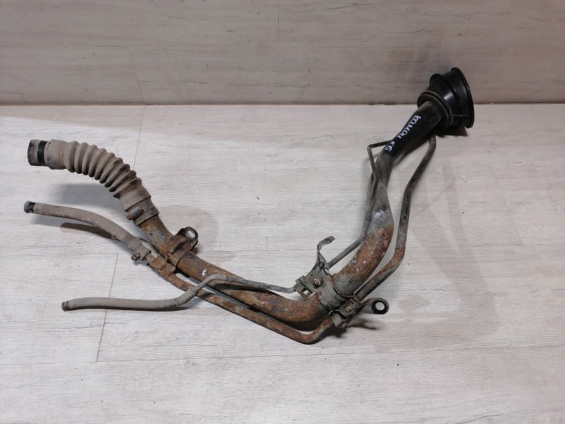 Camry v40 №6 горловина бензобака