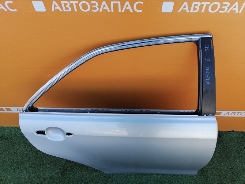 Camry v40 №6 дверь задняя правая