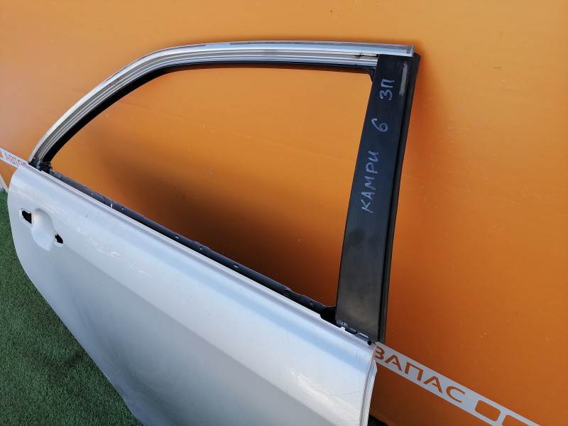 Camry v40 №6 дверь задняя правая