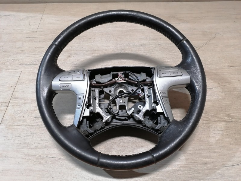 Camry v40 №6 руль деф