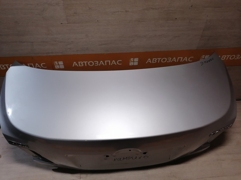 Camry v40 №6 крышка багажника