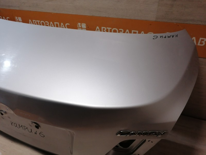 Camry v40 №6 крышка багажника