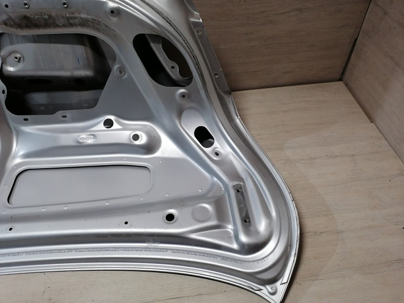 Camry v40 №6 крышка багажника