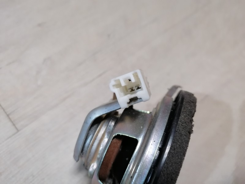 Prado 150 №2 динамик передний пищалка