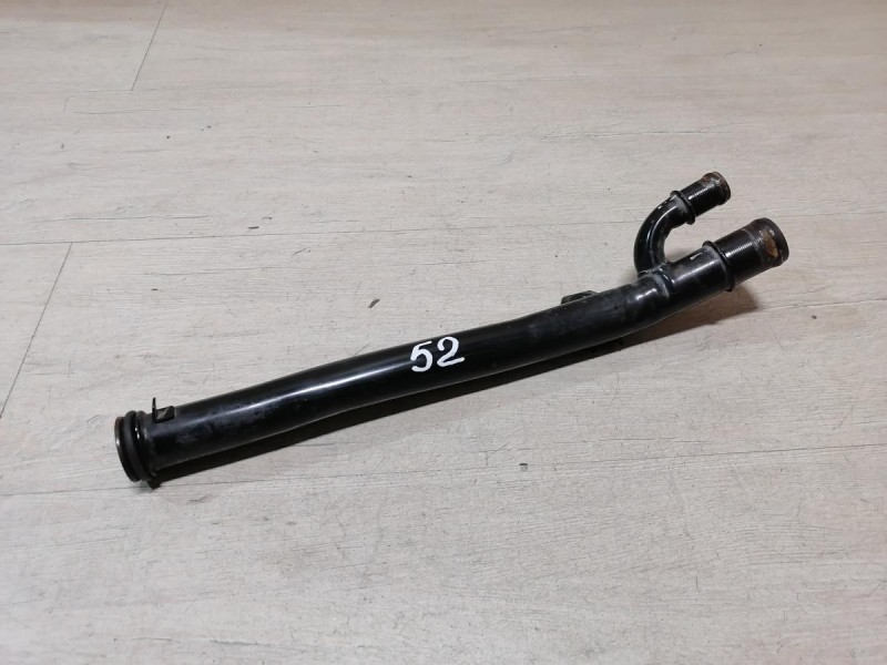 Logan 2 трубка охлаждения двигателя на помпу 8кл