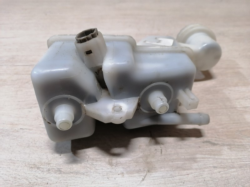 BYD бачок тормозного цилиндра