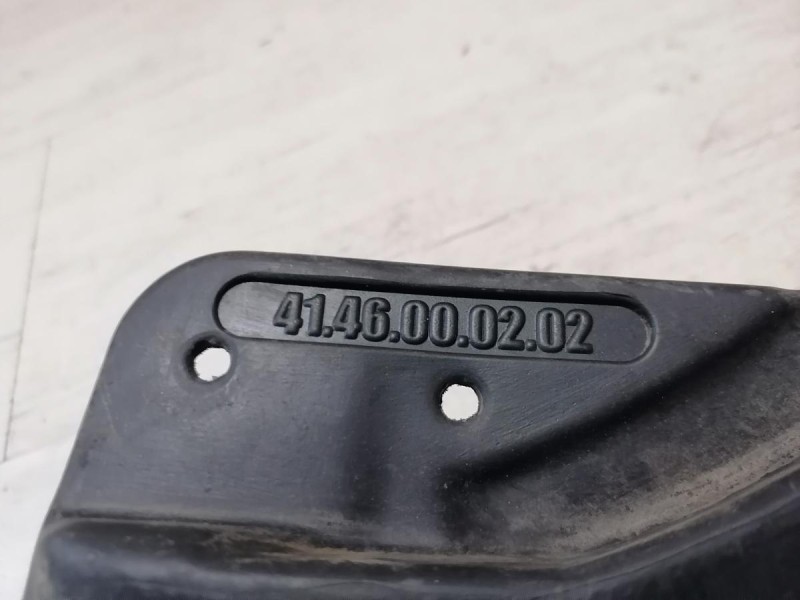 Sandero №13 брызговик задний правый