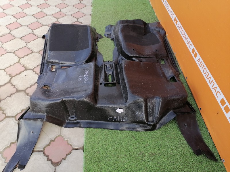Sandero №13 пол салона