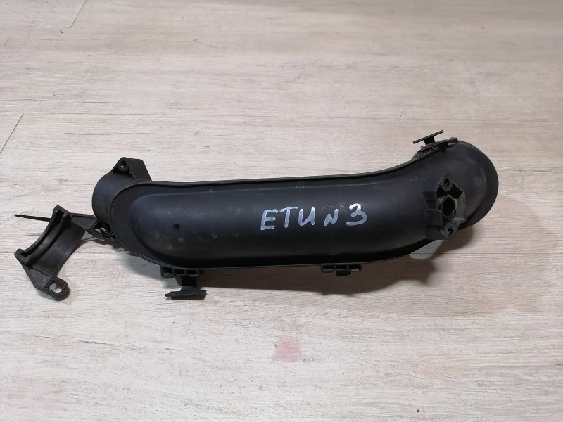 Yeti №3 патрубок интеркуллера 03f145673f