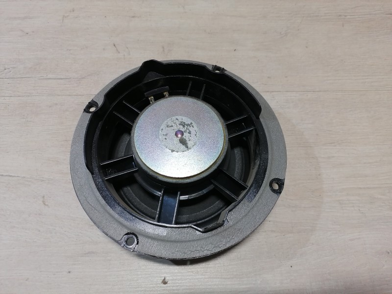 Yeti №3 динамик задний