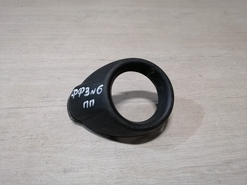 Focus 3 №6 накладка противотуманки правая