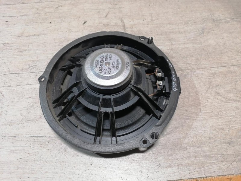 Focus 3 динамик задний