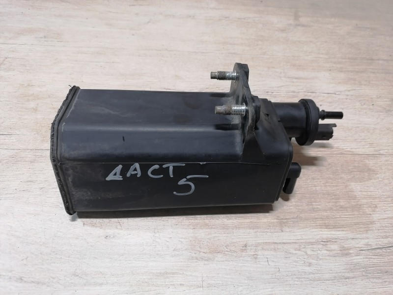 Duster №5 абсорбер топливный