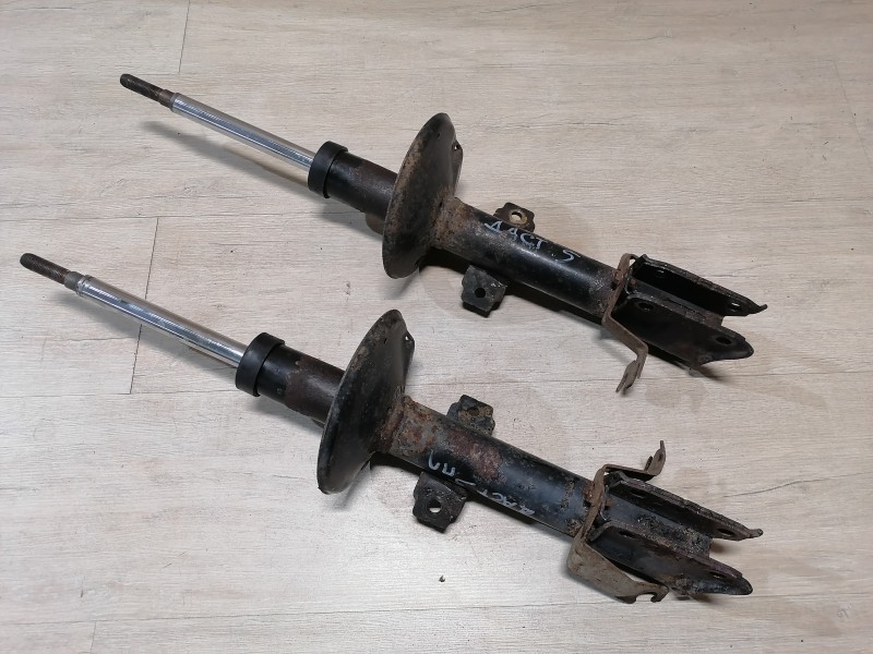 Duster №5 амортизатор передний к-кт