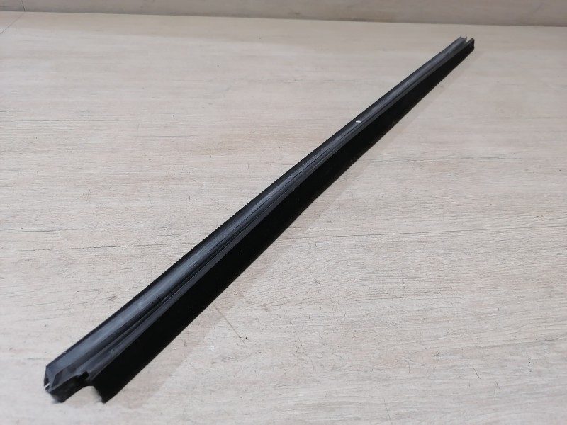 Duster №5 бархотка внутренняя передняя правая
