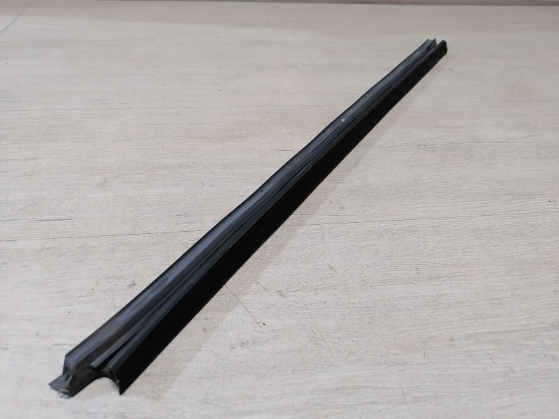 Duster №5 бархотка внутренняя задняя правая