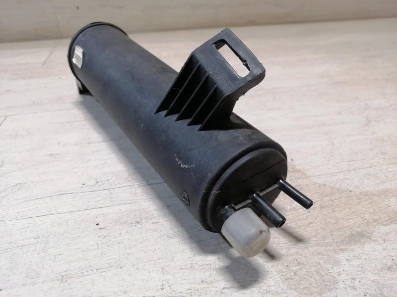 Mercedes E210 абсорбер топливный