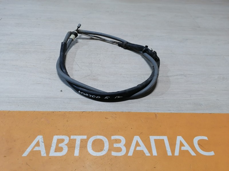 Duster №5 трос ручника деф