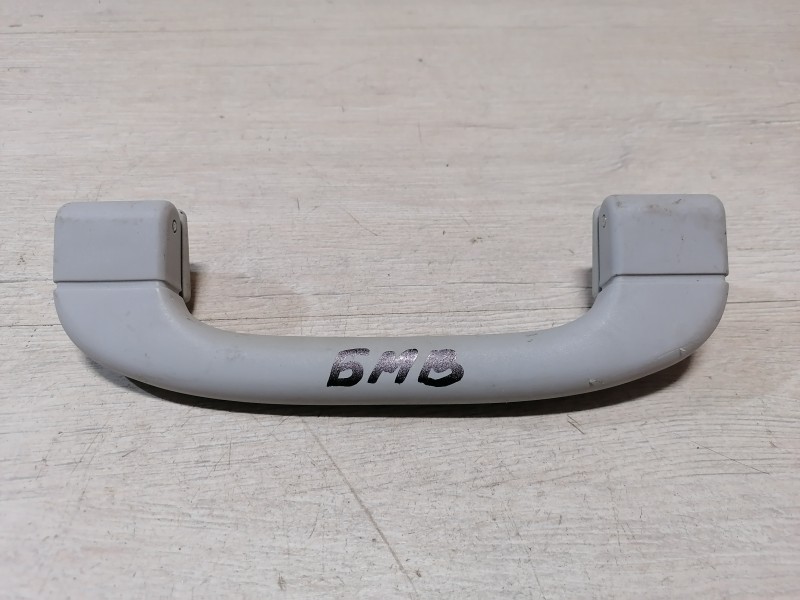 BMW E39 ручка потолка