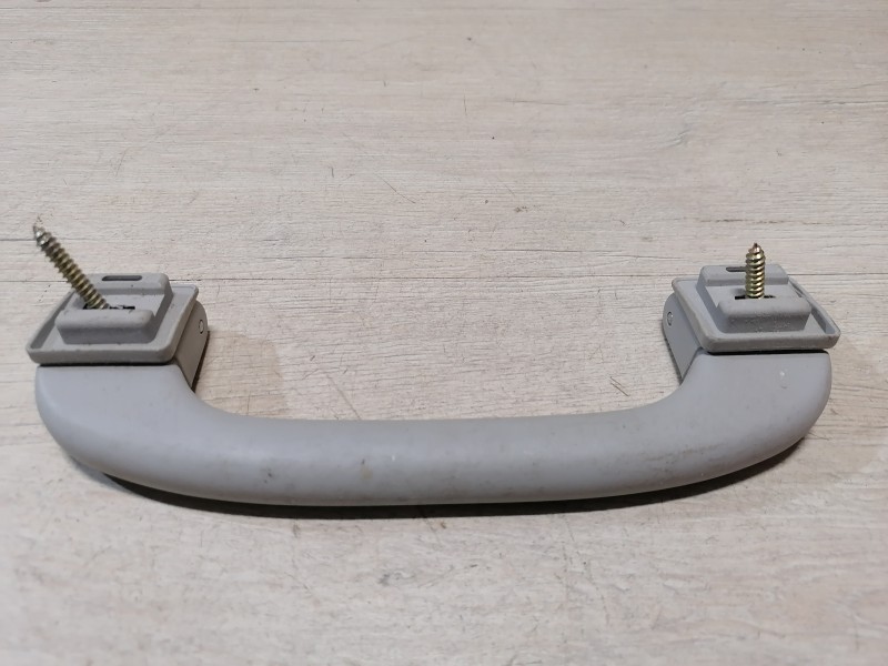 BMW E39 ручка потолка