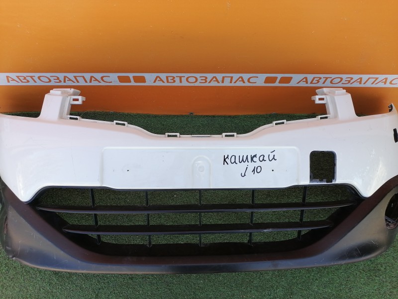 Qashqai J10 бампер передний белый деф