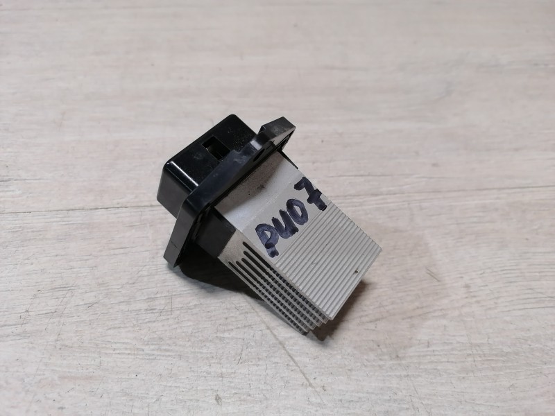 Rio 3 №7 резистор печки