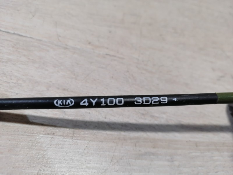 Rio 3 №7 замок капота