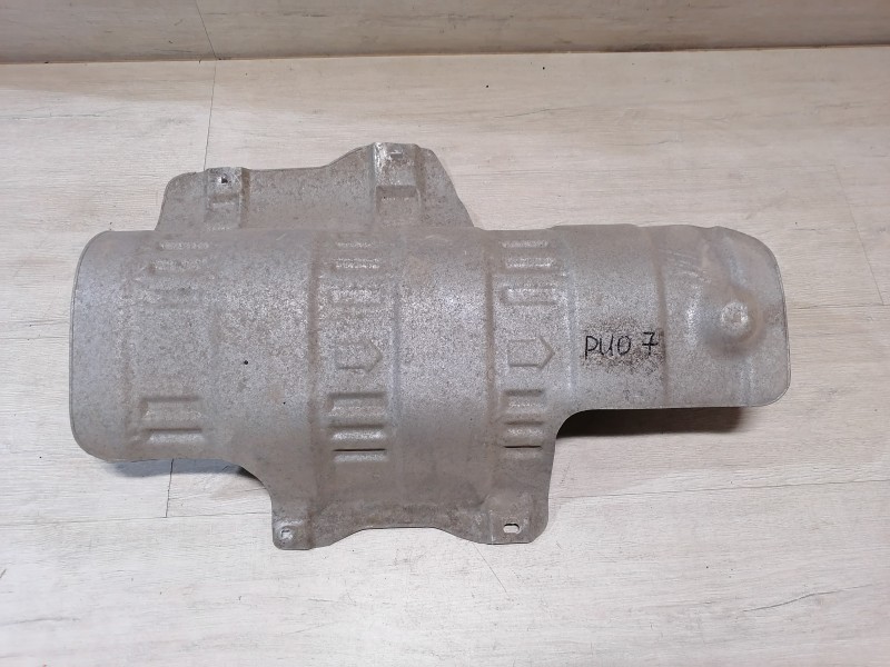 Rio 3 №7 тепловой экран глушителя резонатора средний