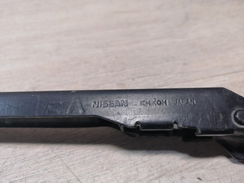 Primera P12 поводок дворника правый