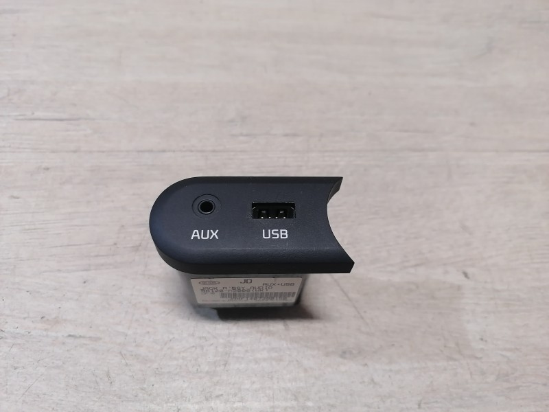 Ceed №4 AUX USB аукс усб