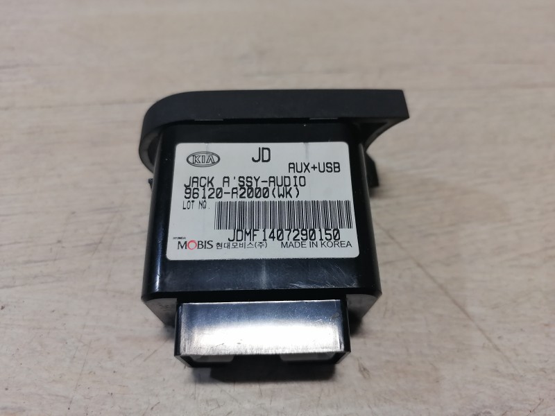 Ceed №4 AUX USB аукс усб