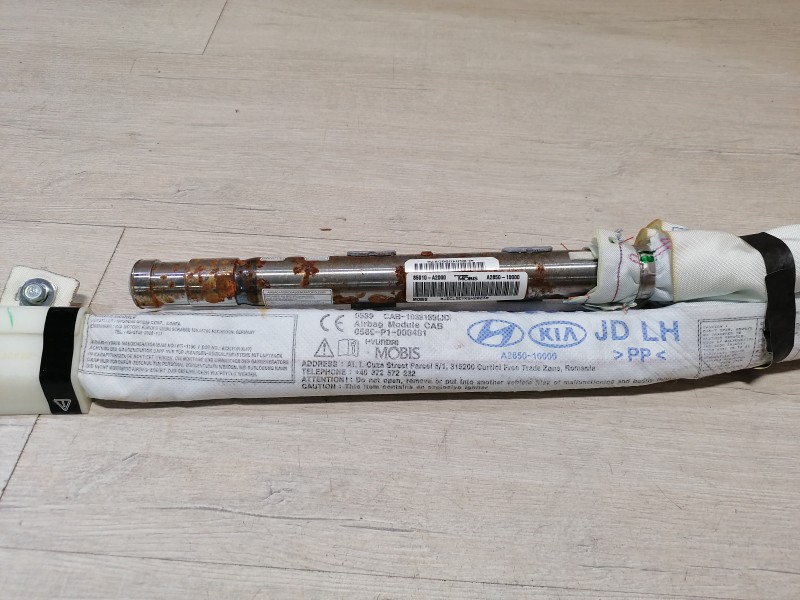 Ceed №4 шторка безопасности левая