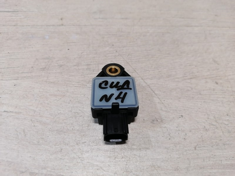 Ceed №4 датчик удара боковой