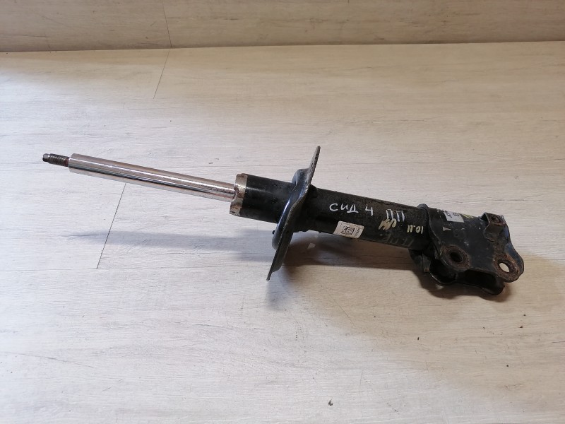 Ceed №4 амортизатор передний правый