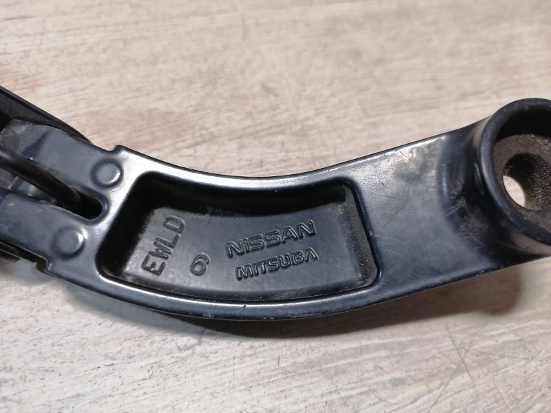Almera G15 №1 поводок дворника левый