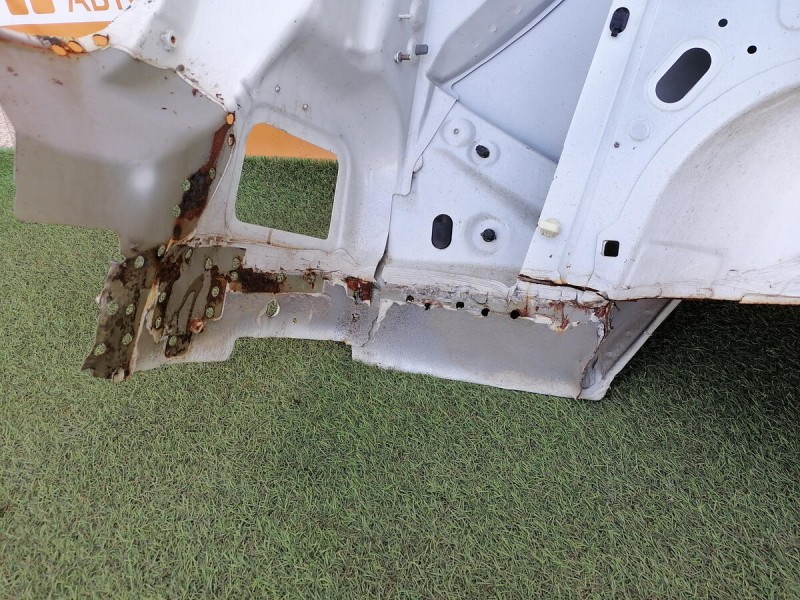 Logan №45 крыло заднее левое деф