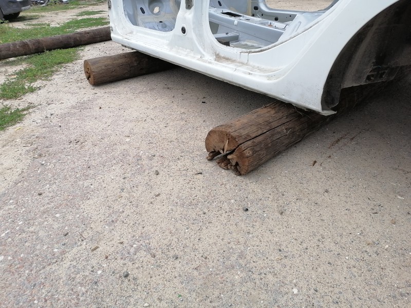 Logan №45 порог левый