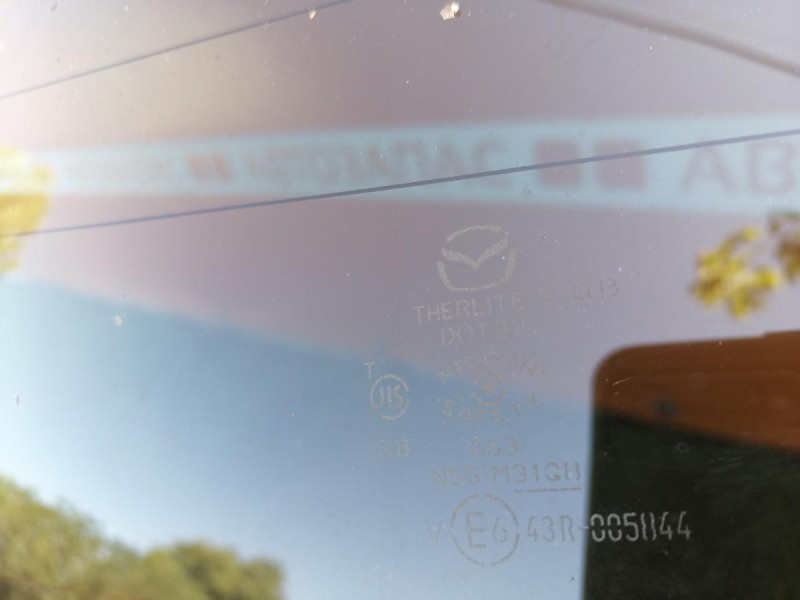 Mazda CX7 крышка багажника
