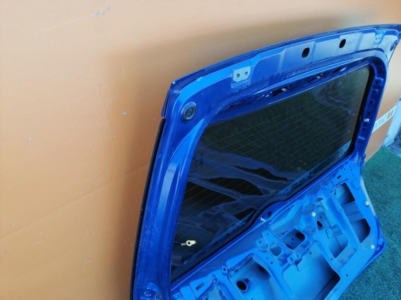 Mazda CX7 крышка багажника