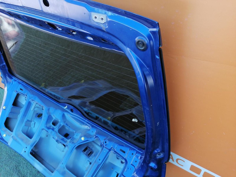 Mazda CX7 крышка багажника